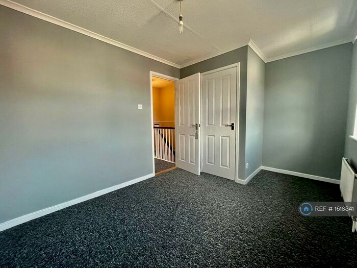 2 Bedroom Terraced House To Rent In Fairlead Drive, Gosport, PO13