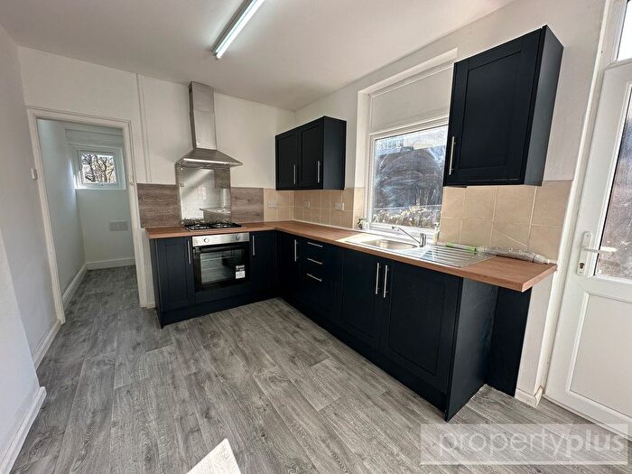 2 Bedroom End Of Terrace House To Rent In Co-Operative Street Pentre -, Pentre, CF41