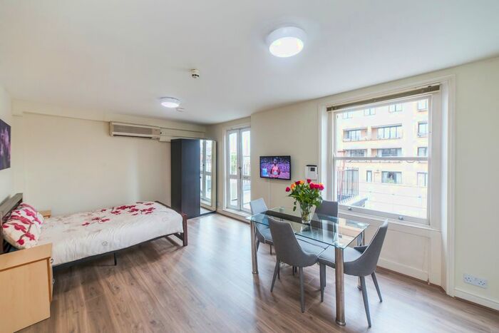 Studio To Rent In Cromwell Road, London, SW7