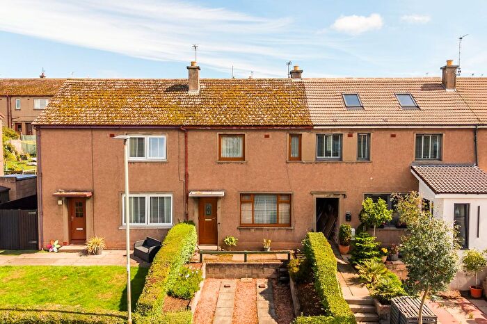 2 Bedroom Semi-Detached House For Sale In Camus Road, Arbroath, DD11