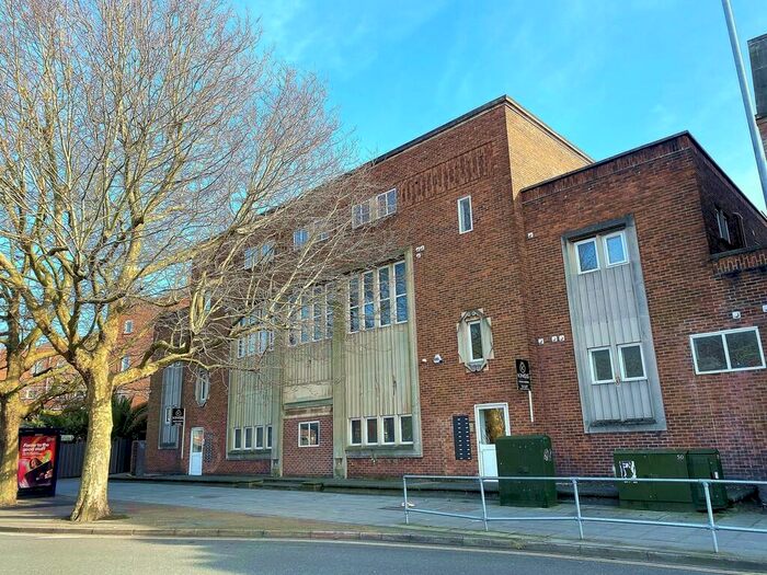 1 Bedroom Flat To Rent In Commercial Road, Portsmouth, PO1