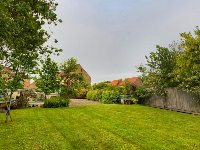 3 Bedroom Detached Bungalow For Sale In Front Street, Burton Fleming, Driffield, YO25