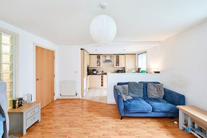 2 Bedroom Flat For Sale In Ellerman Road, Brunswick Dock, L3