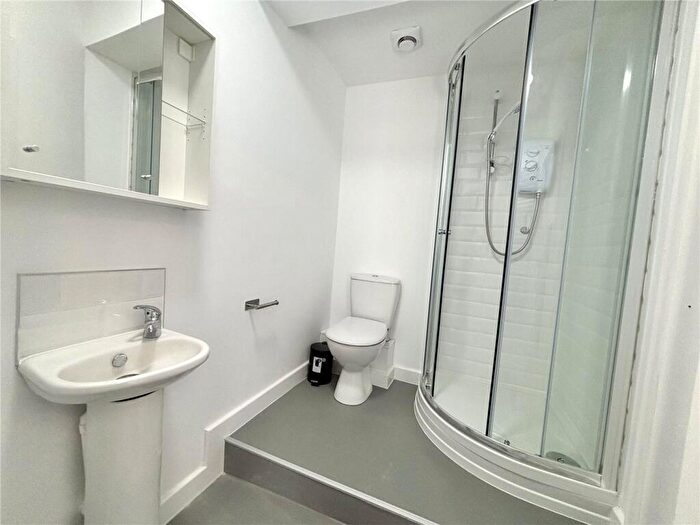 1 Bedroom Property To Rent In Bridge Street, Northampton, Northamptonshire, NN1