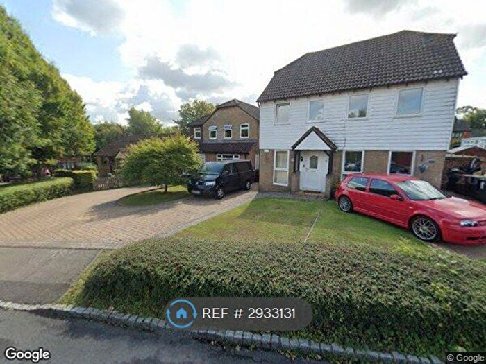 2 Bedroom Semi-Detached House To Rent In Chippendale Close, Chatham, ME5