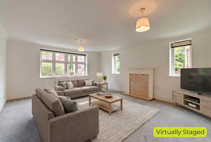 2 Bedroom Apartment For Sale In Ref: Pp - Priory House, Manor Park Close, Moseley, B13