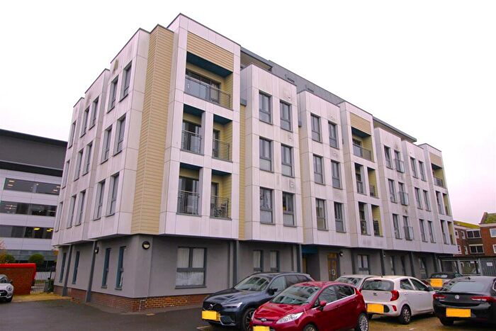 2 Bedroom Apartment To Rent In New Orchard, Poole, BH15