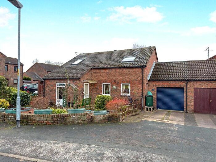 4 Bedroom Link Detached House For Sale In Pategill Court, Penrith, CA11