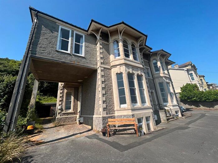 3 Bedroom Flat To Rent In South Road, Weston-Super-Mare, BS23