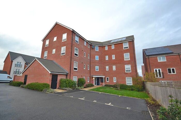2 Bedroom Flat For Sale In Galapagos Grove, Newton Leys, Milton Keynes, Buckinghamshire, MK3