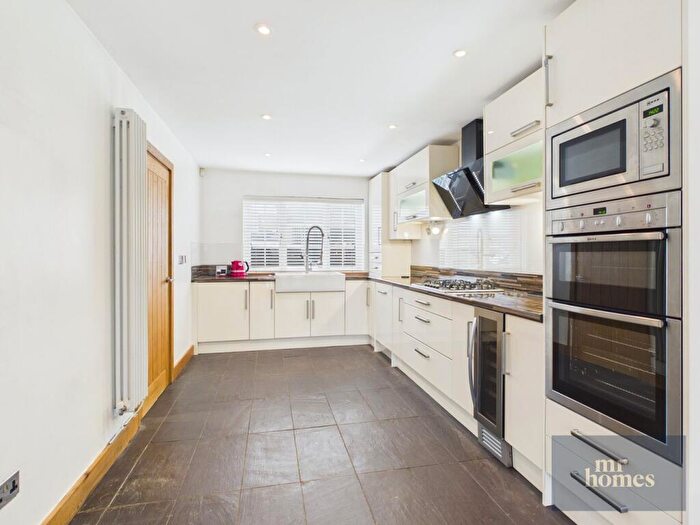 3 Bedroom Town House For Sale In Tintern Street, Canton, Cardiff, CF5