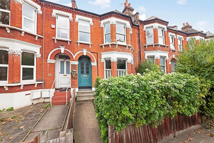 3 Bedroom Flat For Sale In Newlands Park, Sydenham, London, SE26