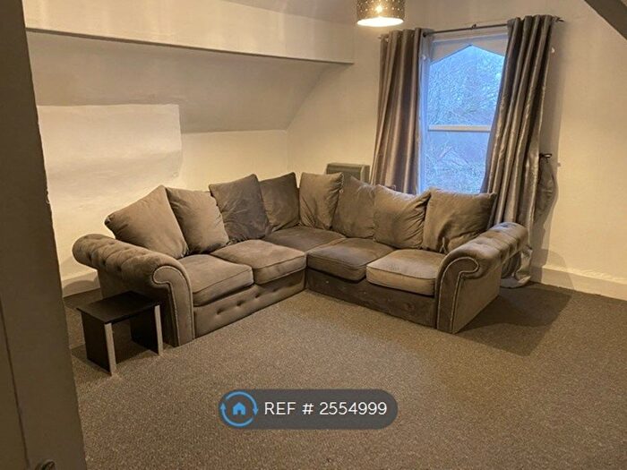 1 Bedroom Maisonette To Rent In Shrewsbury Road, Birkenhead, CH43