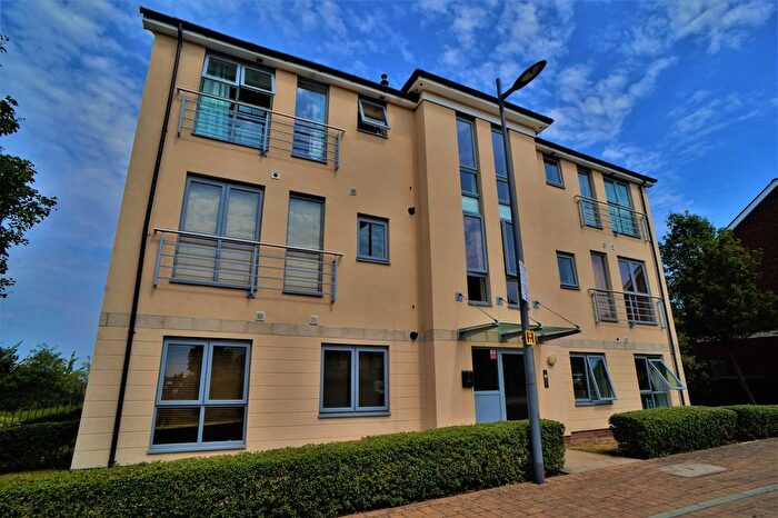 2 Bedroom Flat To Rent In Lister Drive, Northfleet, DA11