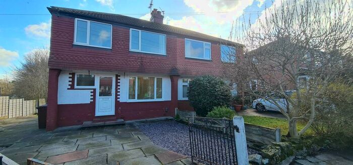 3 Bedroom Semi-Detached House To Rent In Hollyway Northenden, M22