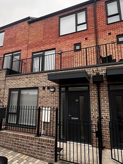 2 Bedroom Terraced House To Rent In Millfold Rise Rotherham Town Centre, Rotherham, South Yorkshire, S60