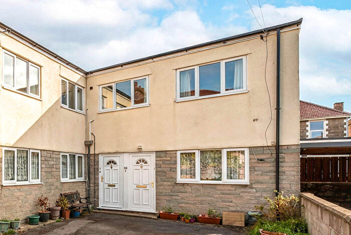 2 Bedroom Flat For Sale In Ashcombe Road, Weston Super Mare - No Chain, BS23