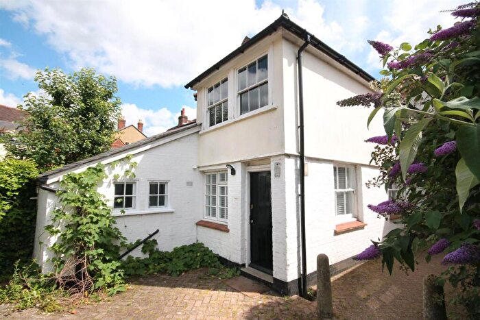 1 Bedroom Flat To Rent In West Street, Dorking, RH4