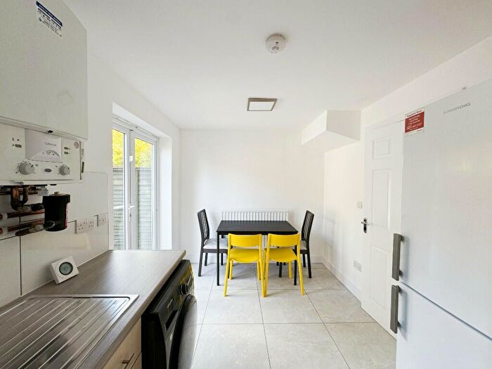 1 Bedroom Semi-Detached House To Rent In Parnell Road, Bristol, BS16