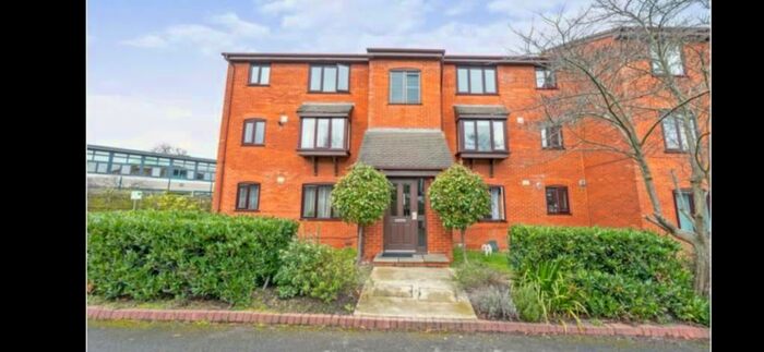 1 Bedroom Flat To Rent In Bowman Mews, London, SW18