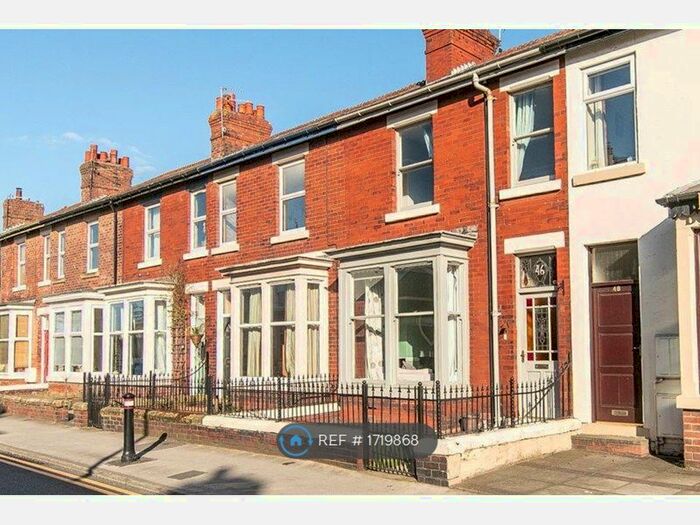 3 Bedroom Terraced House To Rent In Station Road, Poulton-Le-Fylde, FY6