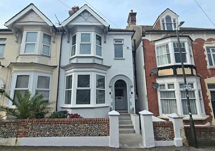 5 Bedroom Terraced House For Sale In Linden Road, Bexhill-On-Sea, TN40