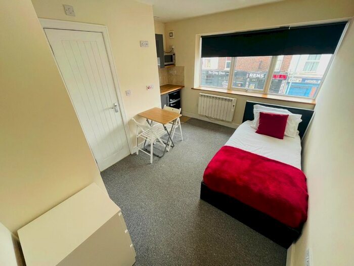 Studio To Rent In Woodhouse Street, Stoke-On-Trent, ST4