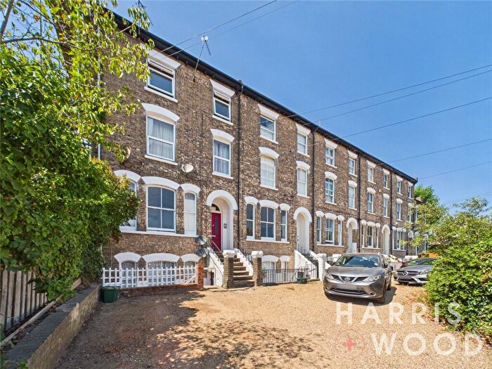 2 Bedroom Apartment To Rent In Wellesley Road, Colchester, Essex, CO3