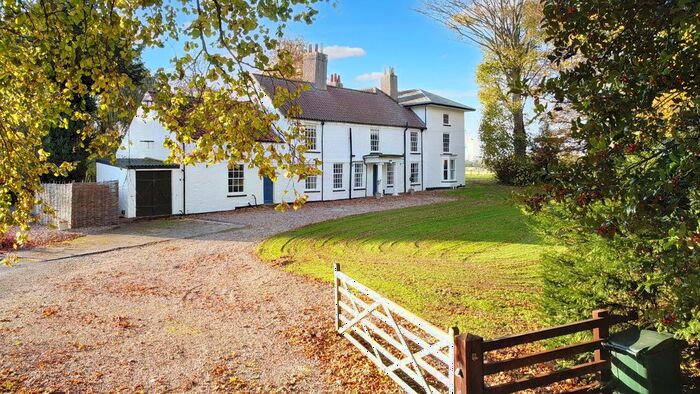 6 Bedroom Property To Rent In North Reston, Louth, LN11