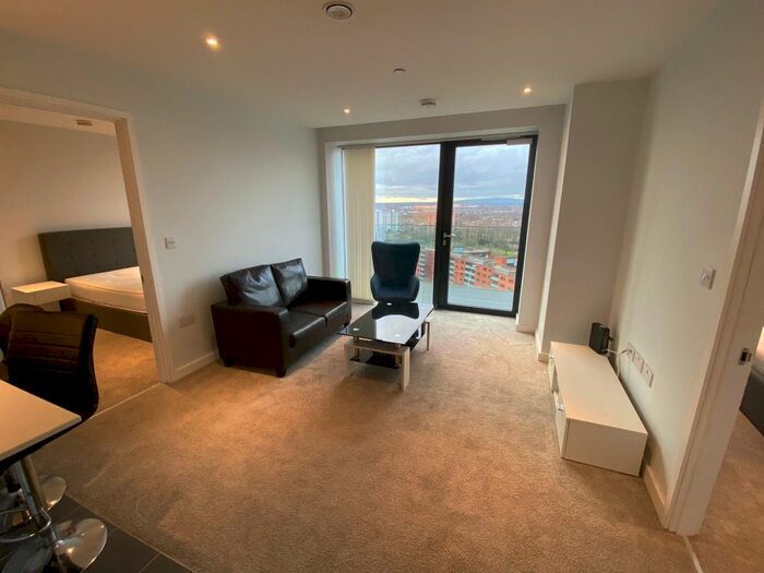 2 Bedroom Flat To Rent In Bury Street, Salford, Manchester, M3