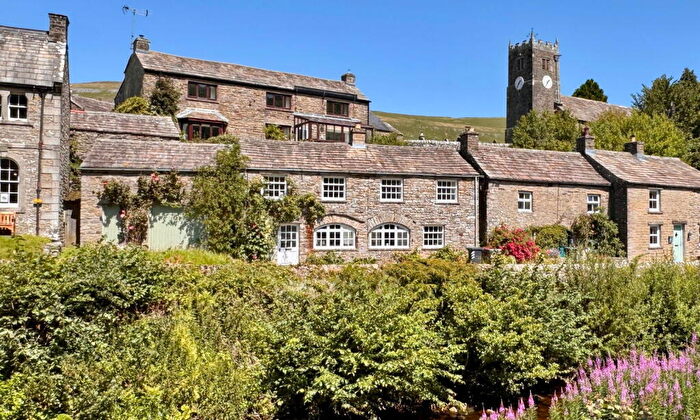 3 Bedroom Cottage For Sale In The Arches, Muker, DL11