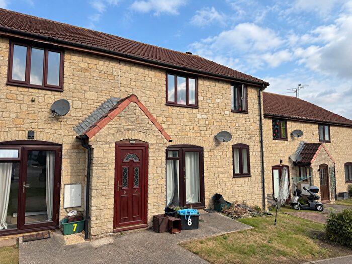 2 Bedroom Flat For Sale In Keyford, Frome, Somerset, BA11