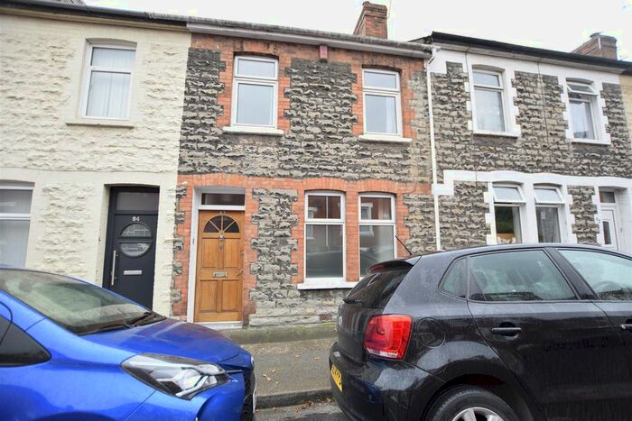 3 Bedroom Terraced House To Rent In Queen Street, Barry, CF62