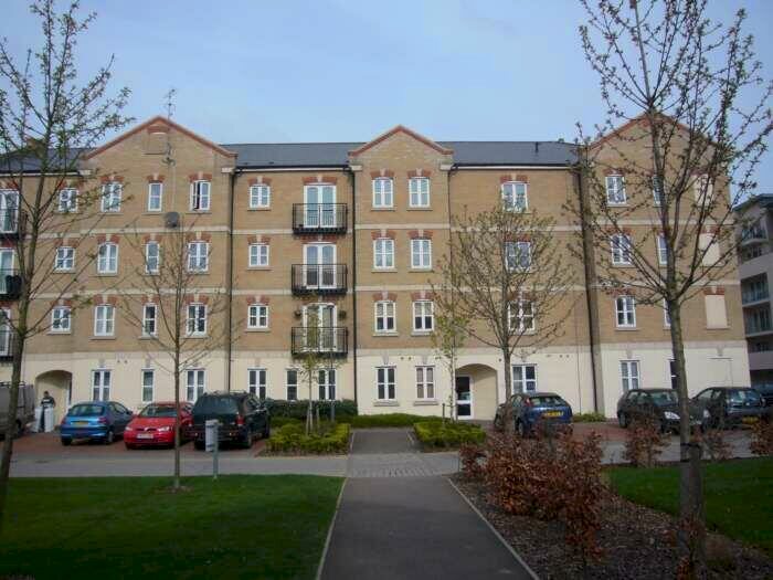 2 Bedroom Apartment To Rent In Masters House Coxhill Way, HP21