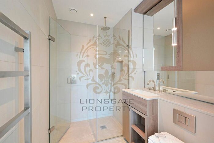 2 Bedroom Apartment To Rent In Queenshurst Square, Kingston, KT2