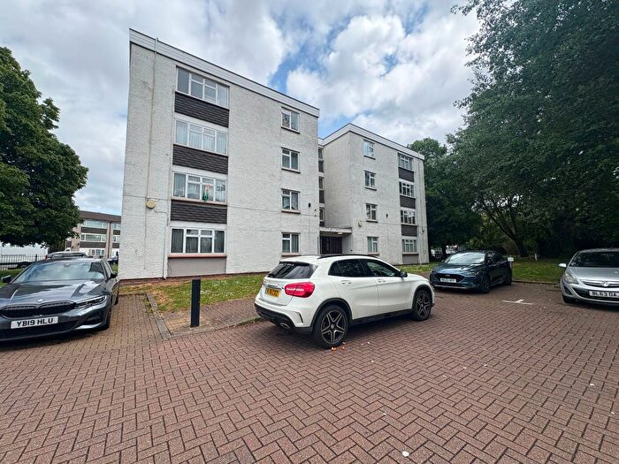 1 Bedroom Flat For Sale In Convent Way, Southall, UB2