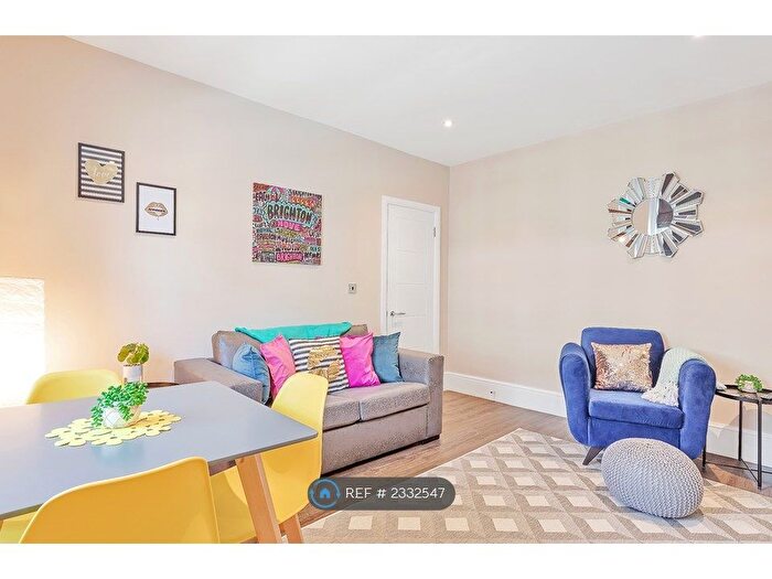 1 Bedroom Flat To Rent In West Street, Brighton, BN1
