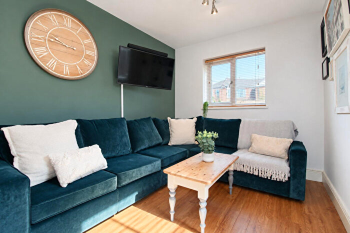 7 Bedroom Terraced House To Rent In Fawcett Road, Portsmouth, PO4