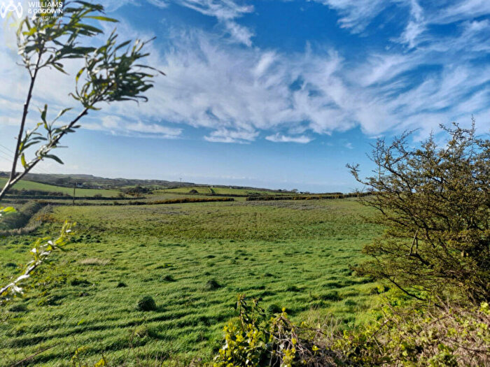 3 Bedroom Detached House For Sale In Pentrefelin, Amlwch, Anglesey, LL68