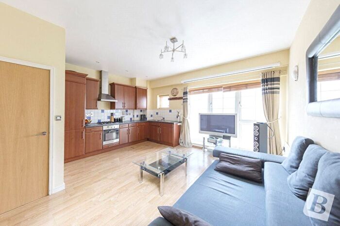 2 Bedroom Apartment For Sale In Amber Court, High Street, Romford, RM1