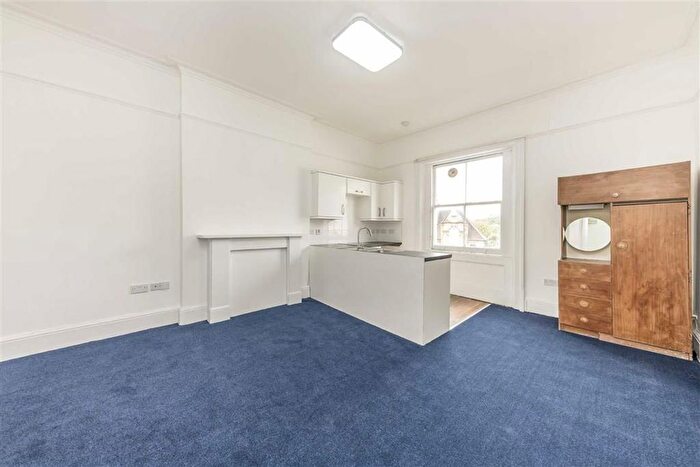 Studio To Rent In Queen's Gate, South Kensington, SW7