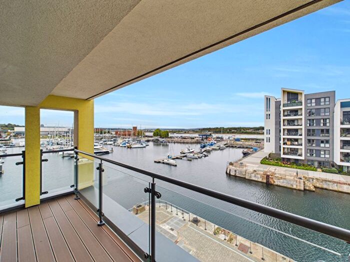 2 Bedroom Flat To Rent In Ripplewaters, Chatham, ME4