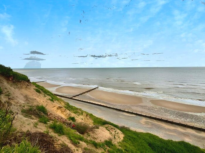 2 Bedroom Apartment To Rent In Norfolk House, NR11