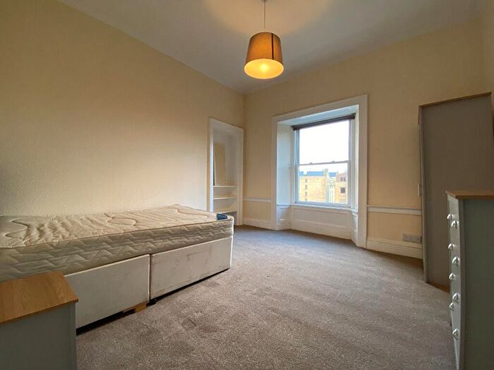 3 Bedroom Flat To Rent In Morrison Street, Central, Edinburgh, EH3