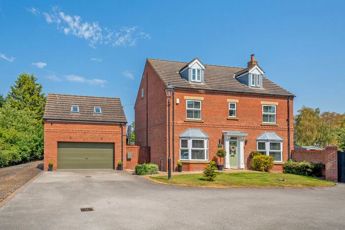 5 Bedroom Detached House For Sale In Hirst Road, Chapel Haddlesley, Selby, YO8