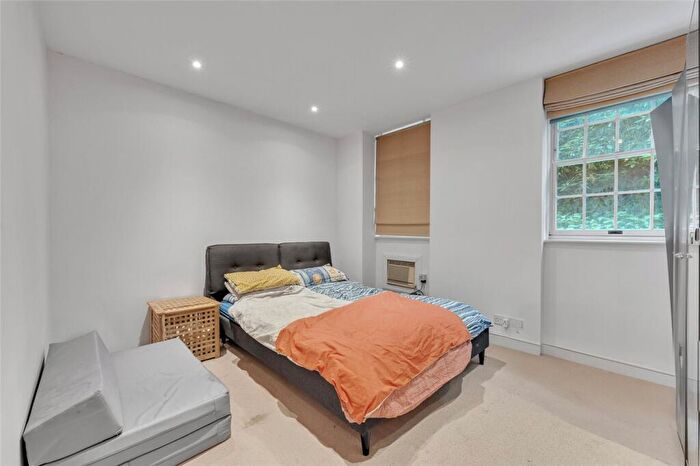 2 Bedroom Apartment For Sale In South Lodge, Circus Road, St John's Wood, London, NW8