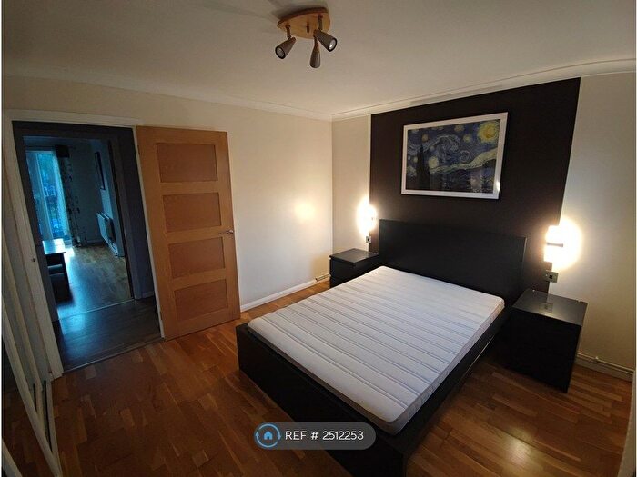 1 Bedroom Flat To Rent In Bream Close, London, N17