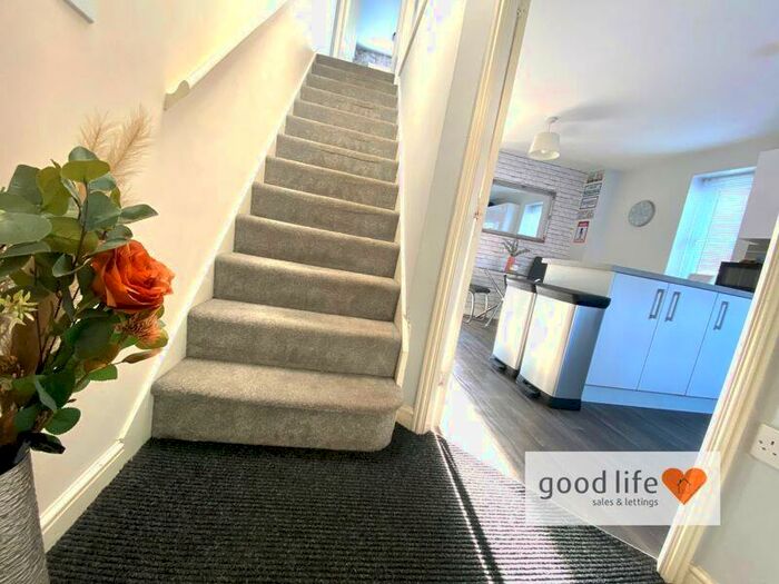3 Bedroom Semi-Detached House For Sale In Fordfield Road, Ford Estate, Sunderland, SR4