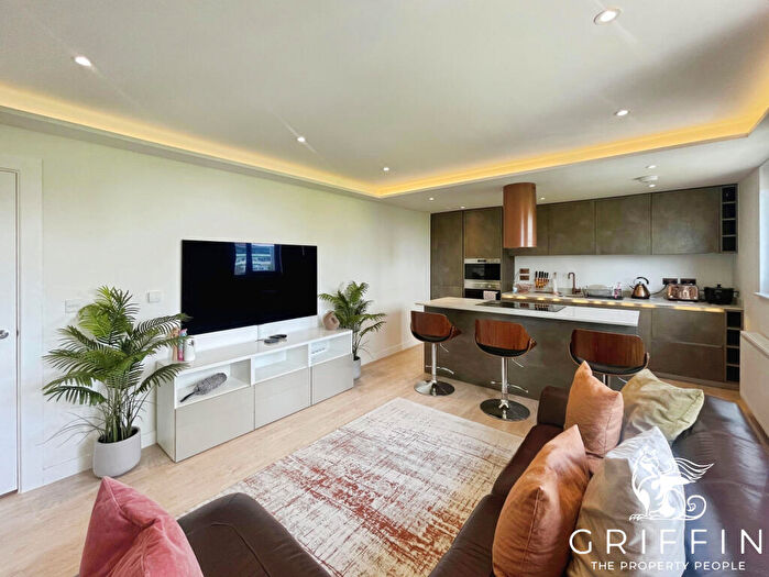 1 Bedroom Flat To Rent In Argent Street, Grays, RM17