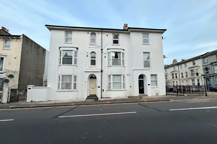 1 Bedroom Flat To Rent In Susans Road, Eastbourne, East Sussex, BN21